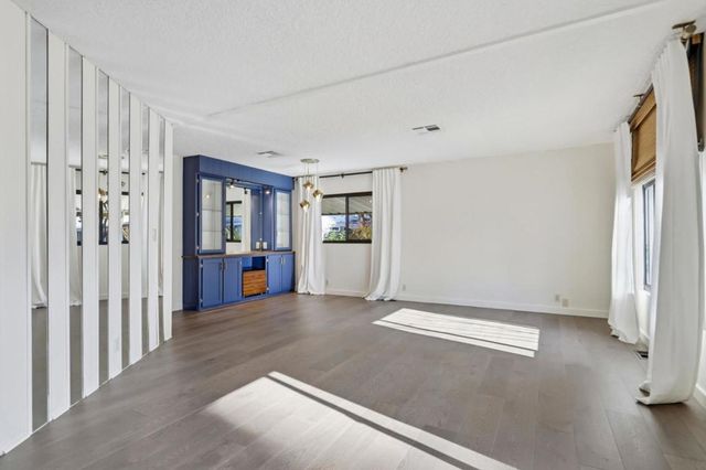 26 Quail Hollow Drive, San Jose, CA 95128