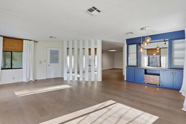 26 Quail Hollow Drive, San Jose, CA 95128