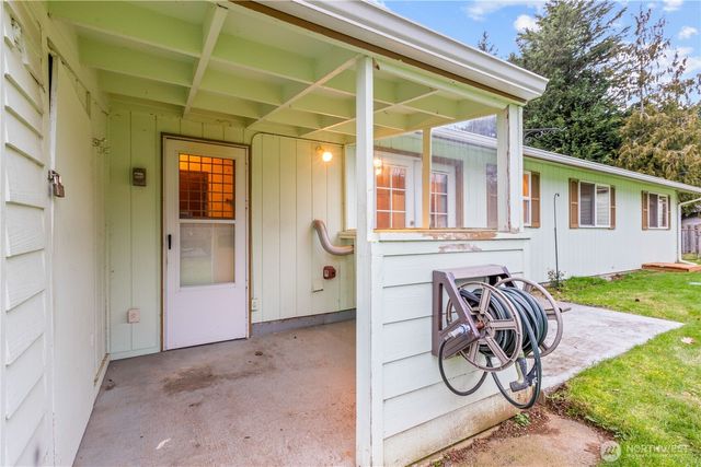 6778 La Monte Drive, Lynden, WA 98264