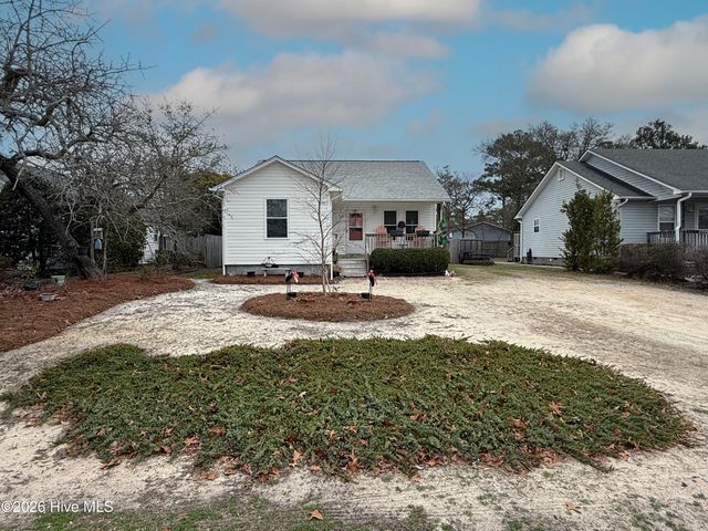 128 NW 12th Street, Oak Island, NC 28465