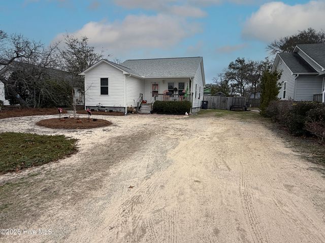 128 NW 12th Street, Oak Island, NC 28465