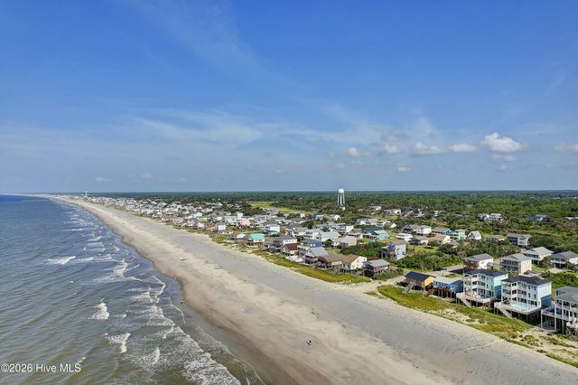 128 NW 12th Street, Oak Island, NC 28465