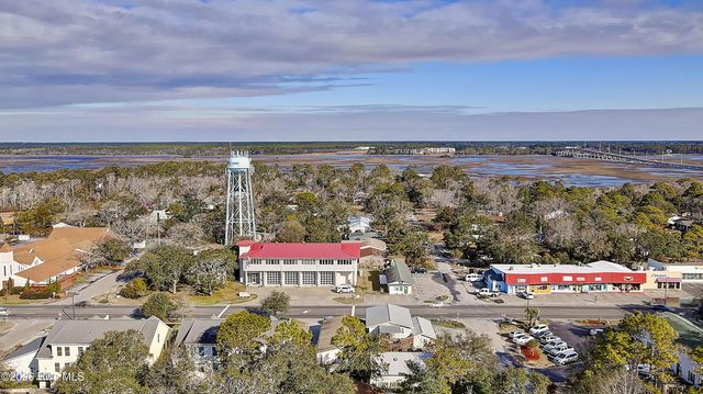 128 NW 12th Street, Oak Island, NC 28465