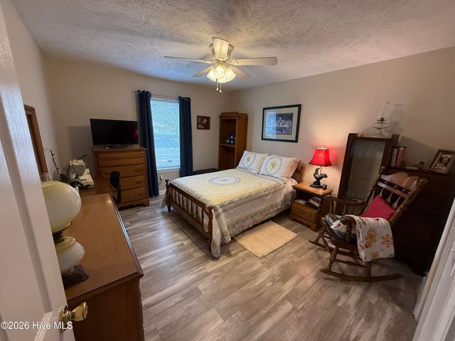 128 NW 12th Street, Oak Island, NC 28465