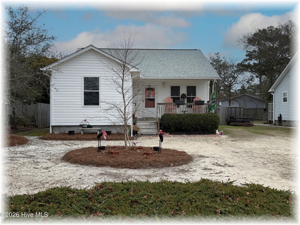 128 NW 12th Street, Oak Island, NC 28465