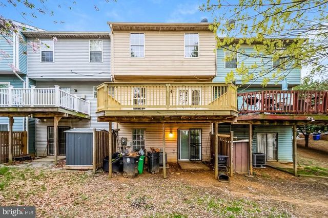 2402 W ROSECROFT VILLAGE CIR, Oxon Hill, MD 20745