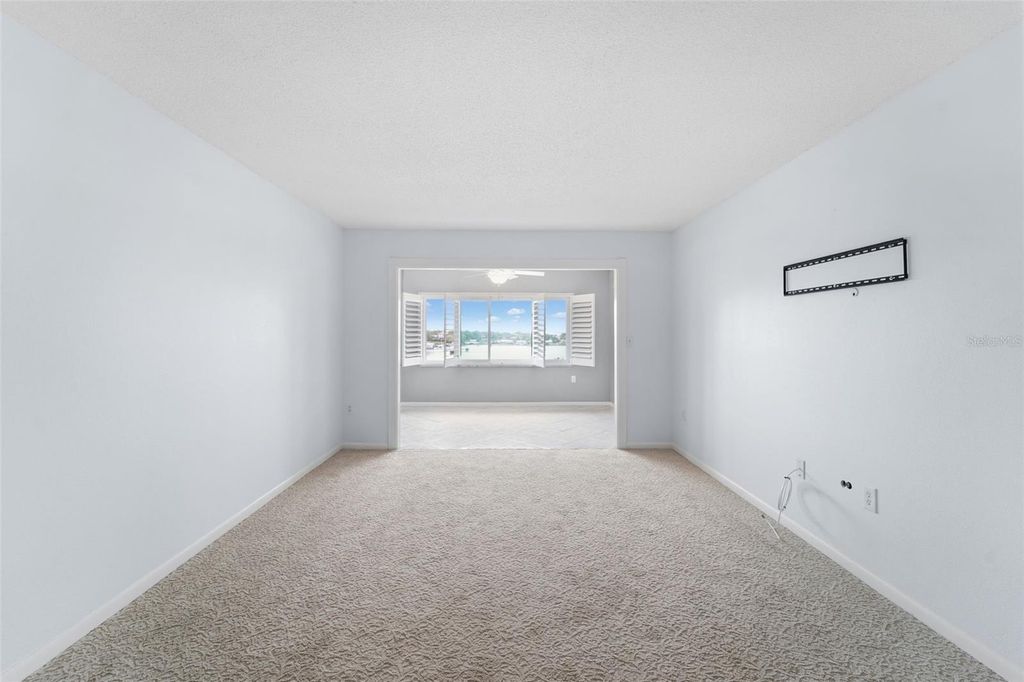 Image 22 of property listing at 100 BLUFF VIEW DRIVE 409C, Belleair Bluffs, FL 33770