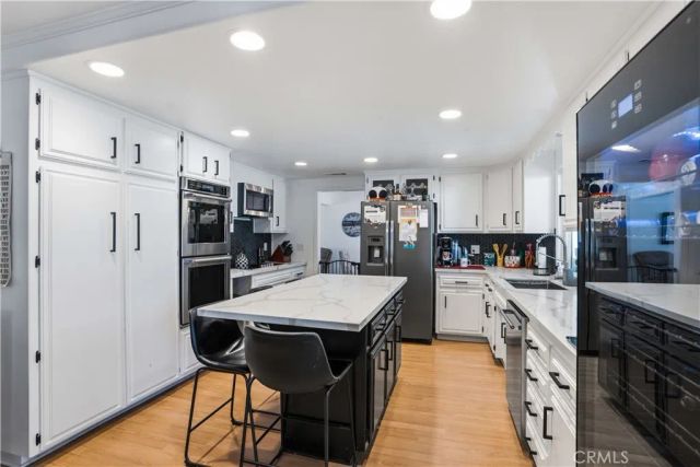 30169 Gulf Stream Drive, Canyon Lake, CA 92587