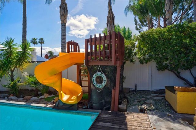 30169 Gulf Stream Drive, Canyon Lake, CA 92587