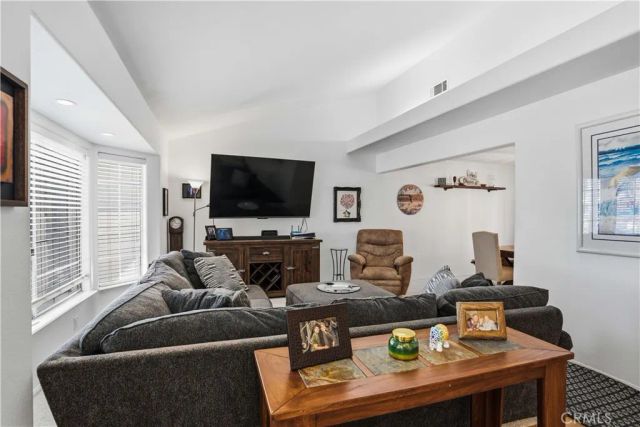 30169 Gulf Stream Drive, Canyon Lake, CA 92587