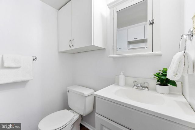 704 CHAPELVIEW DR, Odenton, MD 21113