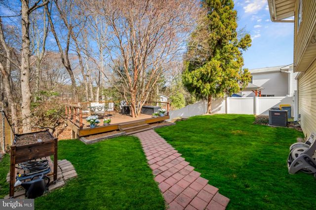 704 CHAPELVIEW DR, Odenton, MD 21113