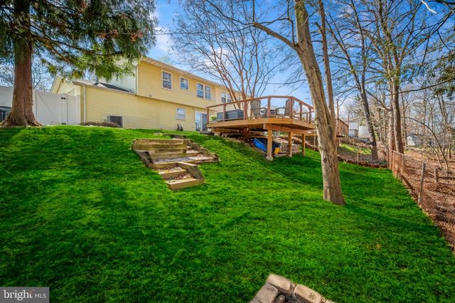 704 CHAPELVIEW DR, Odenton, MD 21113