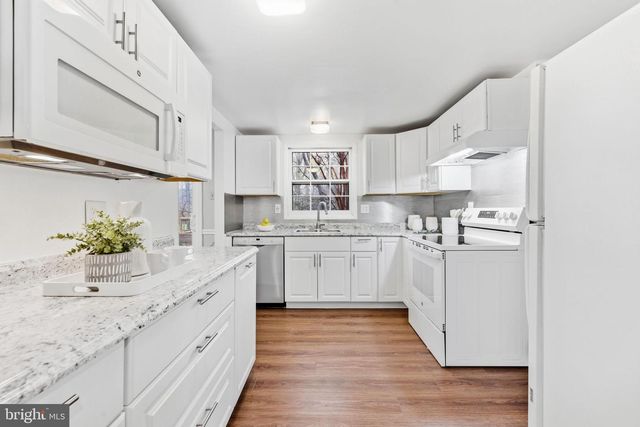 704 CHAPELVIEW DR, Odenton, MD 21113