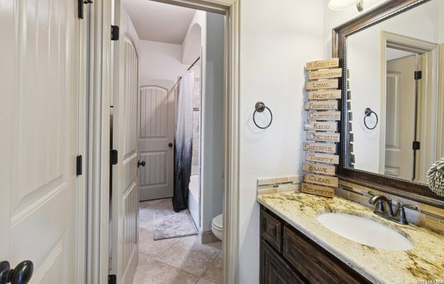 504 montessa, San Antonio, TX 78253