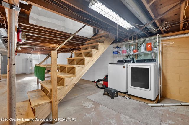 8410 Coleman Road, Haslett, MI 48840