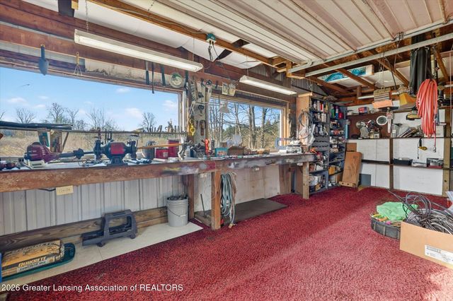 8410 Coleman Road, Haslett, MI 48840