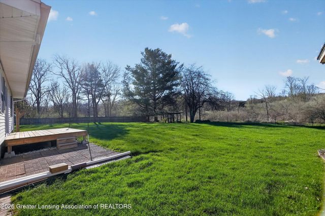 8410 Coleman Road, Haslett, MI 48840