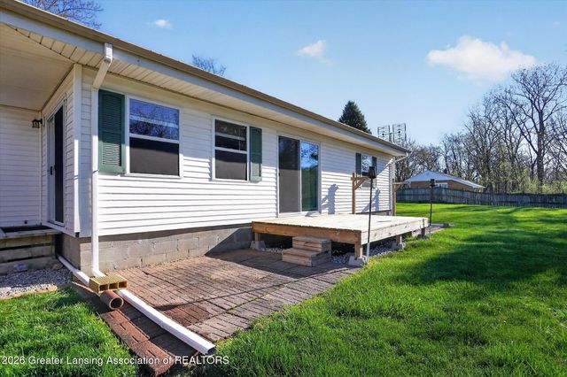 8410 Coleman Road, Haslett, MI 48840