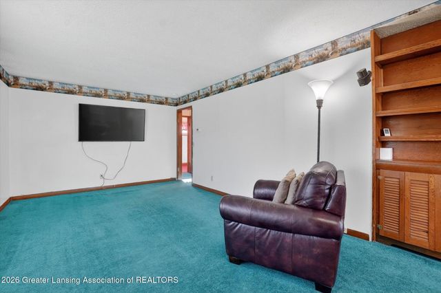 8410 Coleman Road, Haslett, MI 48840