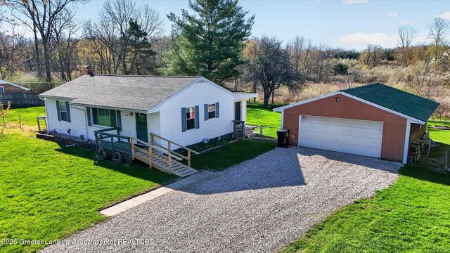 8410 Coleman Road, Haslett, MI 48840