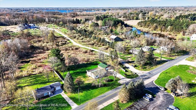 8410 Coleman Road, Haslett, MI 48840