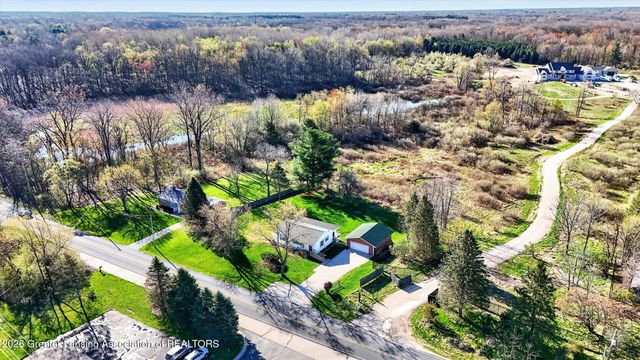8410 Coleman Road, Haslett, MI 48840