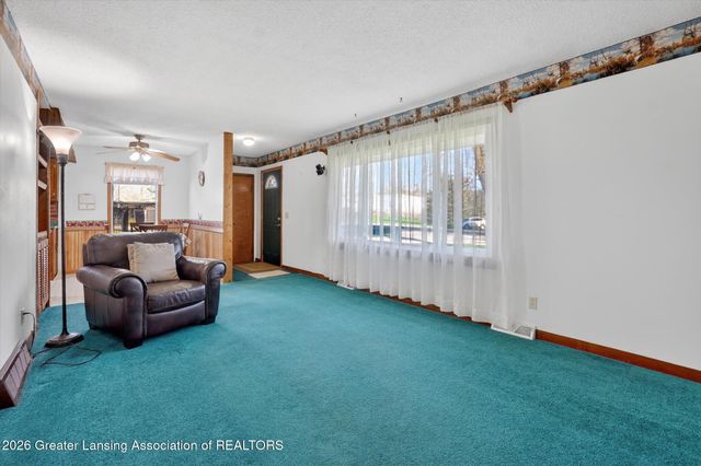 8410 Coleman Road, Haslett, MI 48840