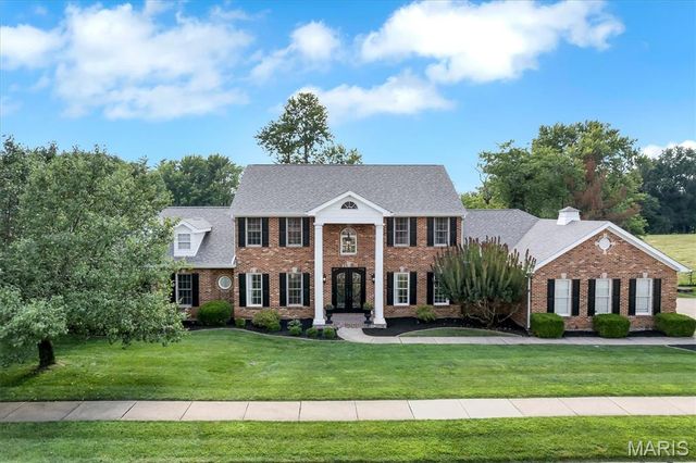 12819 Sarah Ann Court, St Louis, MO 63128