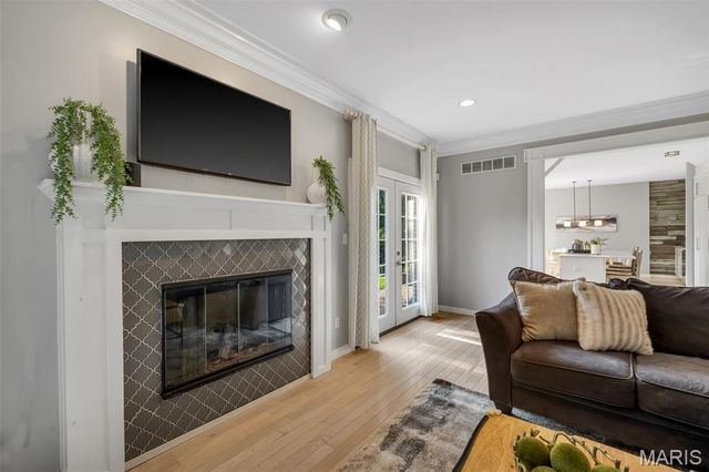 12819 Sarah Ann Court, St Louis, MO 63128