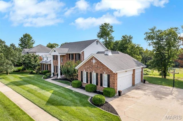 12819 Sarah Ann Court, St Louis, MO 63128