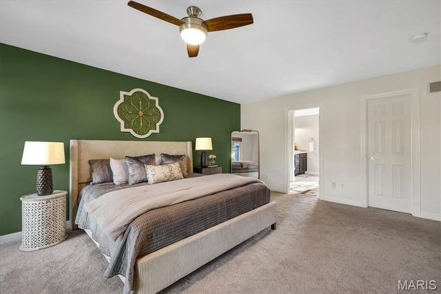 12819 Sarah Ann Court, St Louis, MO 63128