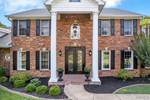 12819 Sarah Ann Court, St Louis, MO 63128