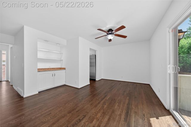 2853 Trailwood Drive, Rochester Hills, MI 48309