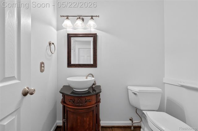 2853 Trailwood Drive, Rochester Hills, MI 48309