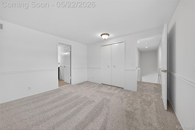 2853 Trailwood Drive, Rochester Hills, MI 48309