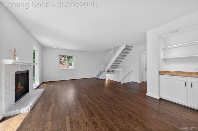2853 Trailwood Drive, Rochester Hills, MI 48309