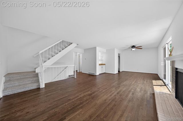 2853 Trailwood Drive, Rochester Hills, MI 48309