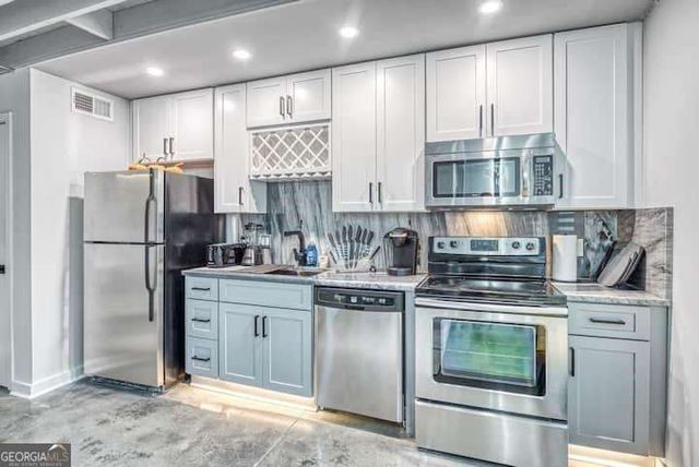 620 Glen Iris Drive NE 106, Atlanta, GA 30308
