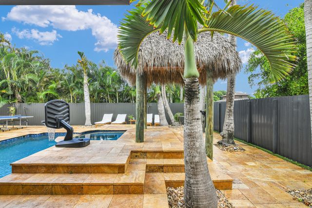1167 Jason Way, West Palm Beach, FL 33406