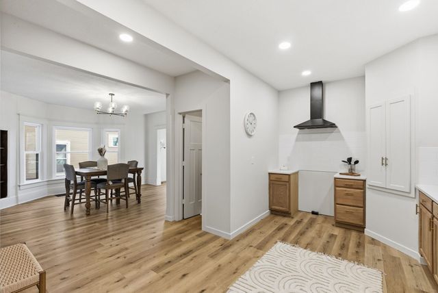 1436 N Topeka St, Wichita, KS 67214