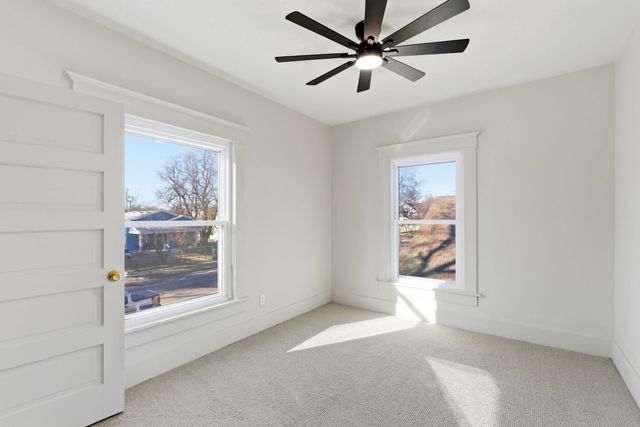 1436 N Topeka St, Wichita, KS 67214