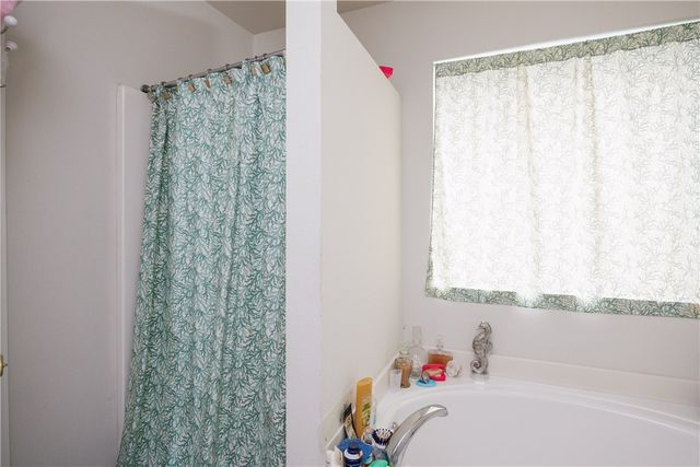 2317 Nautical Wind Dr, Corpus Christi, TX 78414