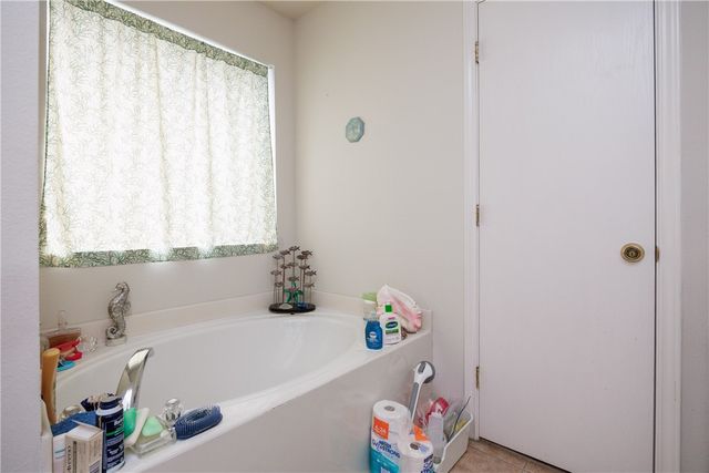 2317 Nautical Wind Dr, Corpus Christi, TX 78414