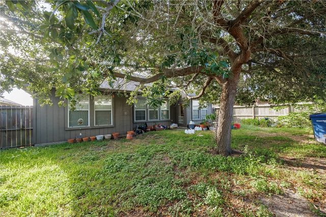 2317 Nautical Wind Dr, Corpus Christi, TX 78414