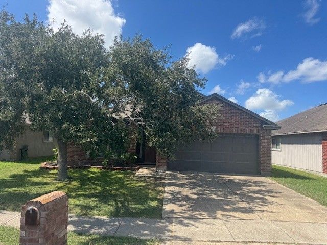 2317 Nautical Wind Dr, Corpus Christi, TX 78414