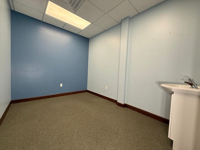 1650 E Main Street, St. Charles, IL 60174