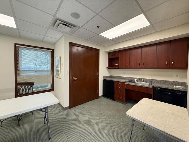 1650 E Main Street, St. Charles, IL 60174