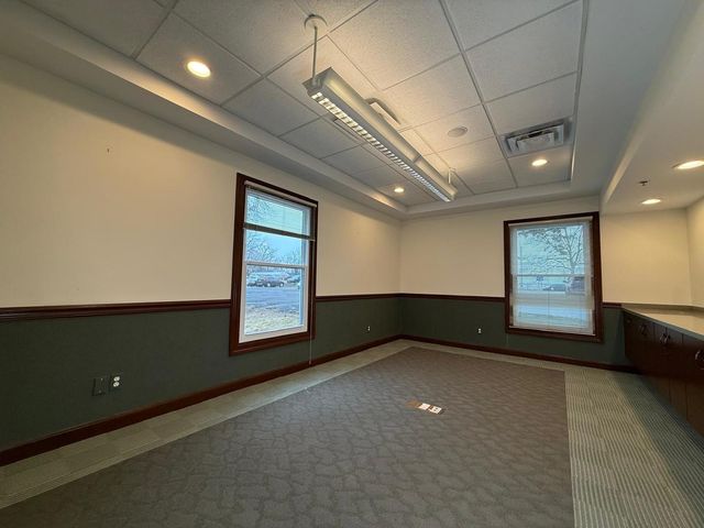 1650 E Main Street, St. Charles, IL 60174