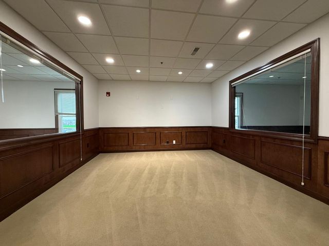 1650 E Main Street, St. Charles, IL 60174